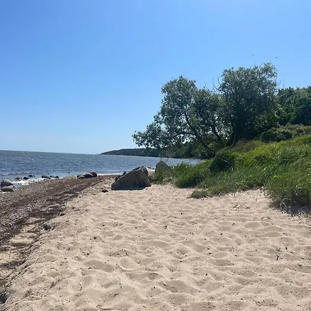 Seaview House With Fireplace