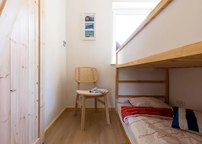 Seaview House With Fireplace Пуцк