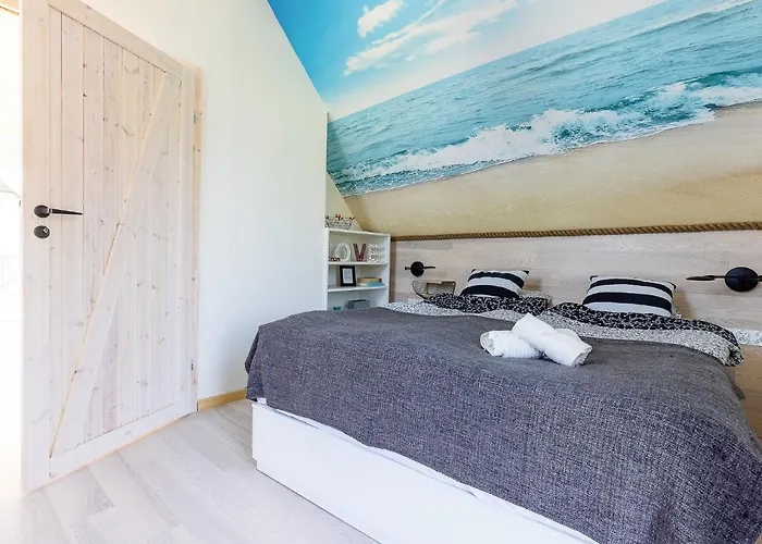 Seaview House With Fireplace Пуцк