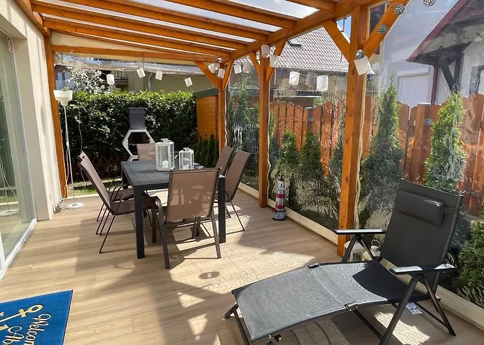 Seaview House With Fireplace Пуцк